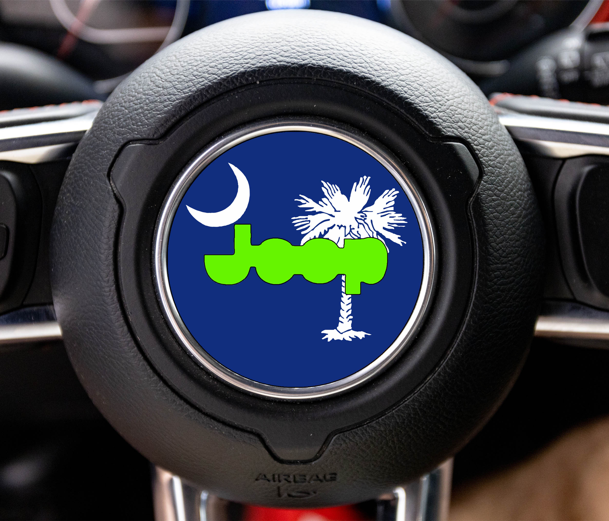 South Carolina flag overlay with white crescent moon and palmetto palm plus lime-green Jeep logo on hub cap